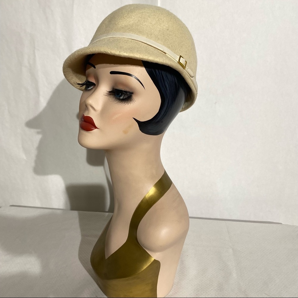 DIVIDCD 60’s Style Off White Wool Hat